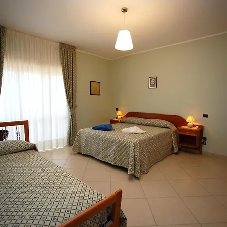 Bed & Breakfast Maria - Martelletto Di Settingiano 3*