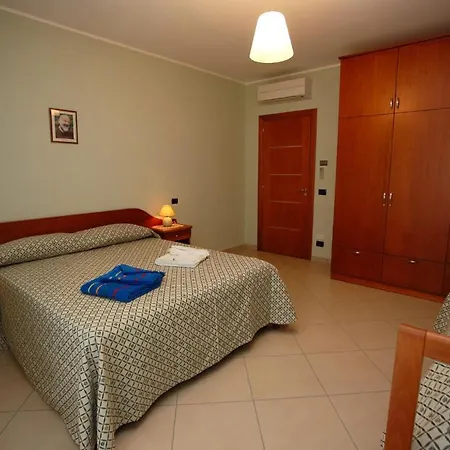 ベッド・アンド・ブレックファスト Maria - Martelletto Di Settingiano カタンザーロ
