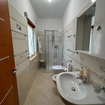 Maria - Martelletto Di Settingiano 3* Catanzaro
