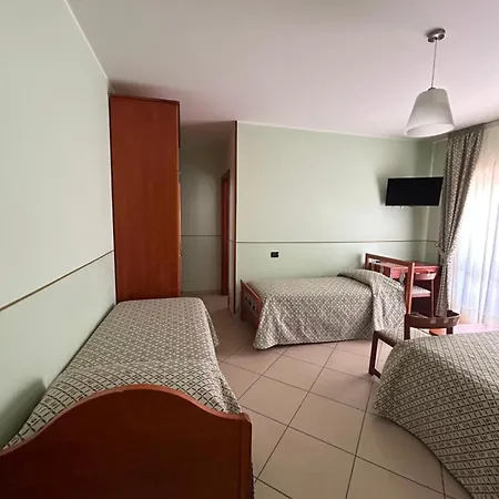 Maria - Martelletto Di Settingiano 3*
